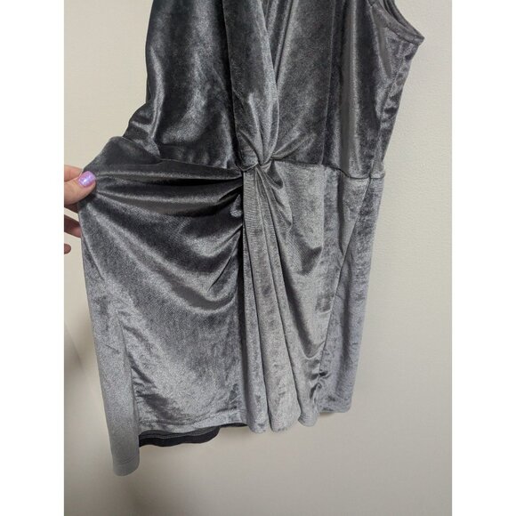 New Love Gray Velvet Halter Top Twist Short Back Zip Romper Women's Size Large - Picture 3 of 7